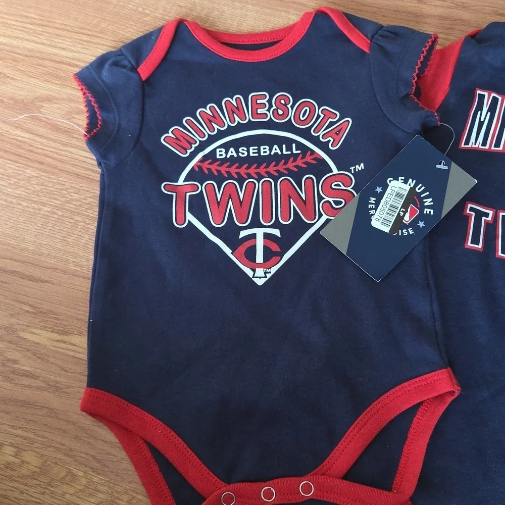 Minnesota Twins Baby 3-6M NWT Navy Bodysuits 2Pc Baseball MLB